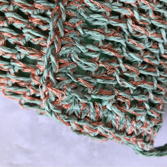 Sun ‘N’ Sand Woven Crossbody Bag - Picture 8 of 8